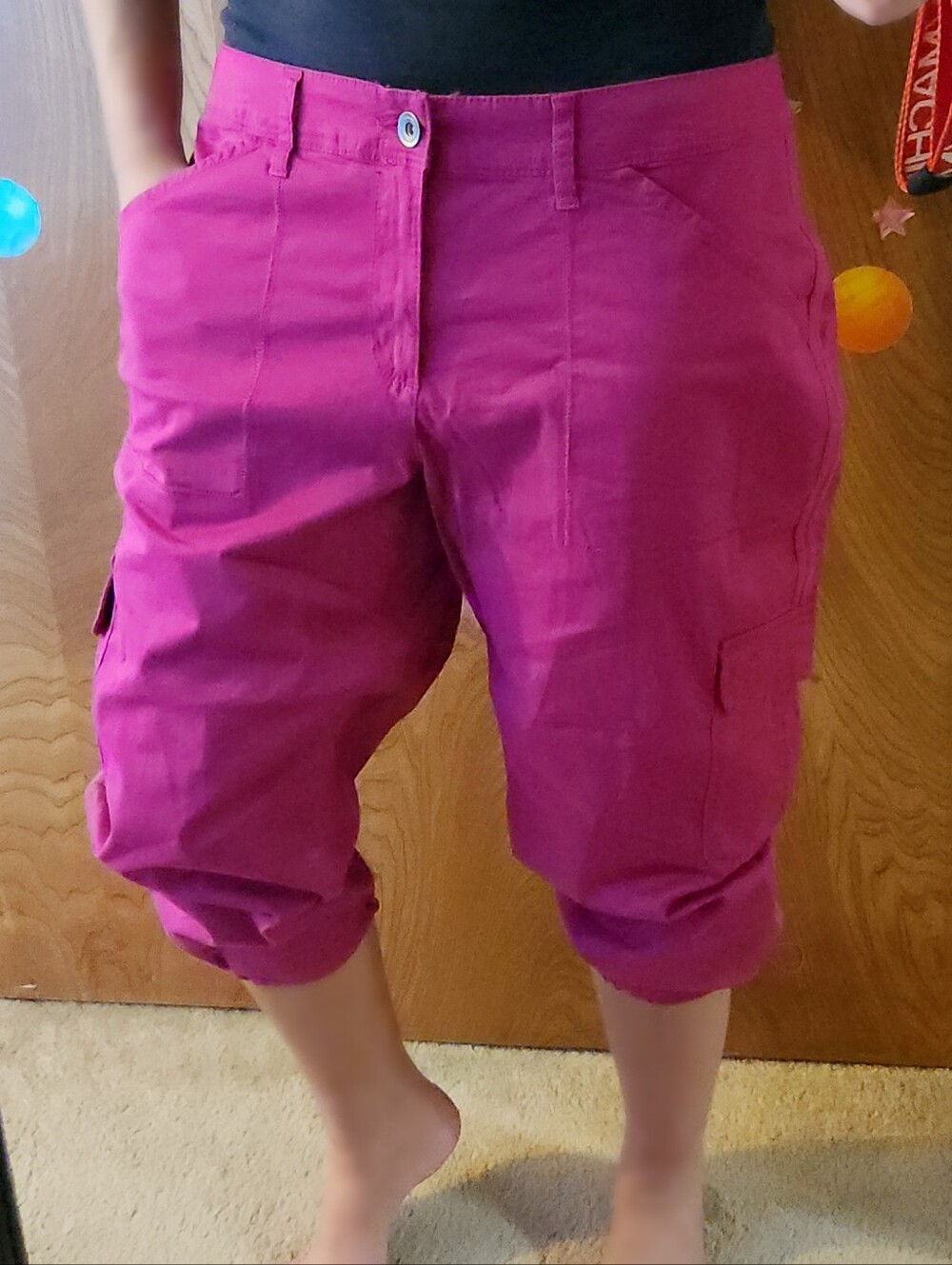 [16 Standard] Time And Tru Fuchsia Cargo Capri Pants
